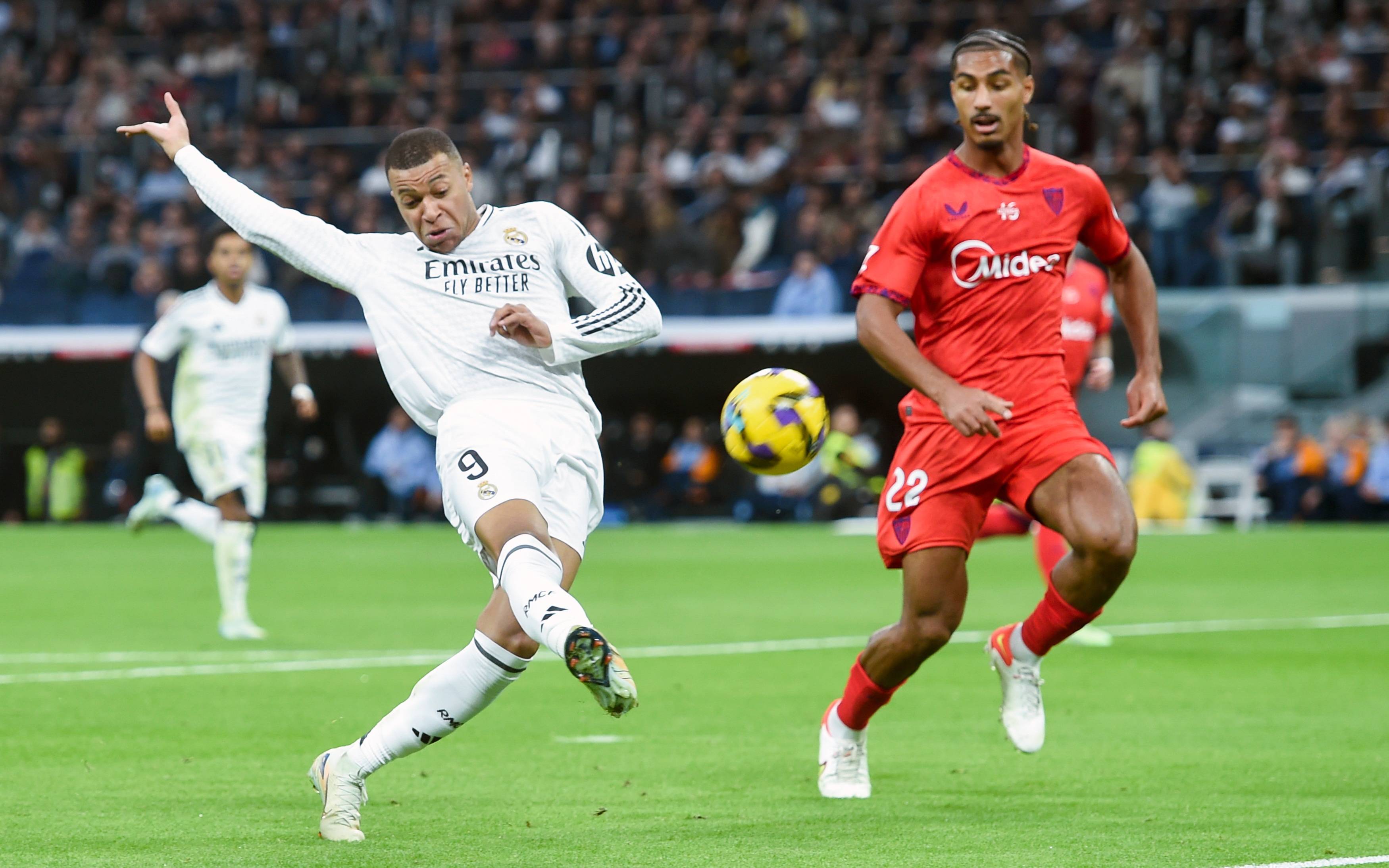 随机姆巴佩关键节点惊险取胜，皇家马德里带队取胜！